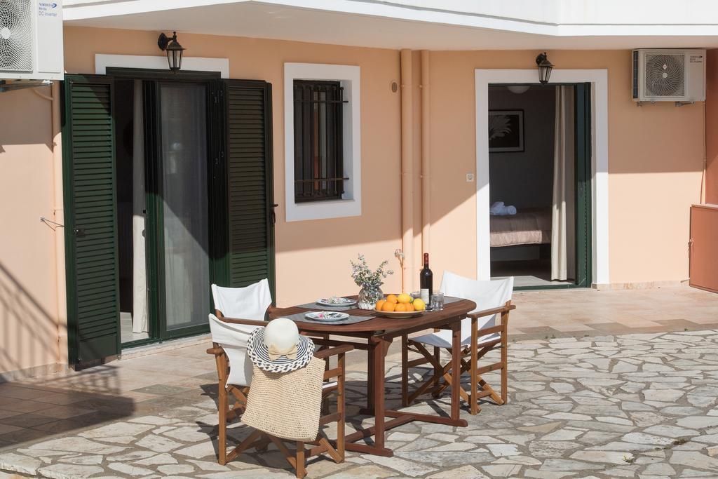 Pearl Mansions Villa Nikiana Exteriör bild